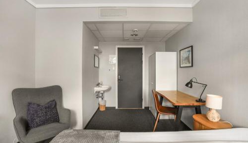Superior, Double or Twin Room with Shared Bathroom