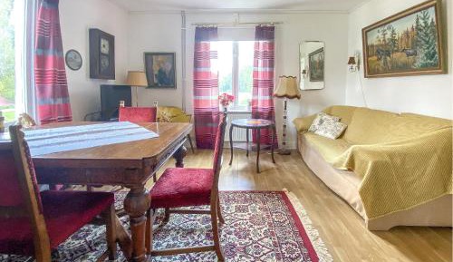 Three-Bedroom Townhouse