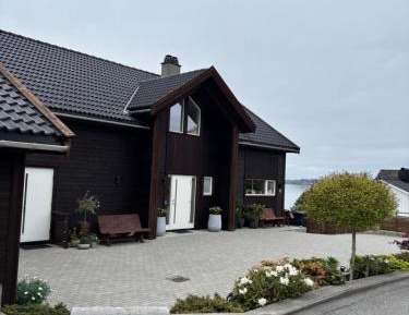 Villa with Sea View