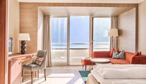 Deluxe Twin Room With Fjord View