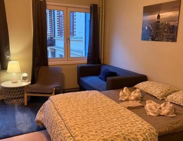 One-Bedroom Apartment