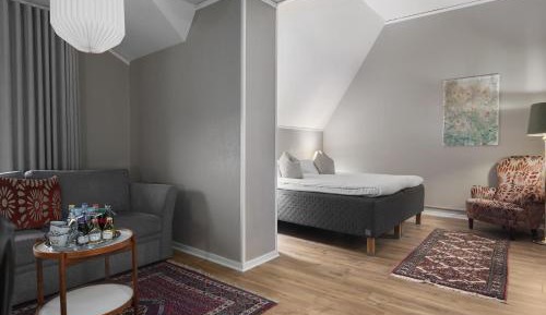 Family King Room with Sofa Bed