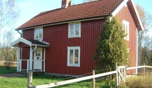 Two-Bedroom Holiday Home