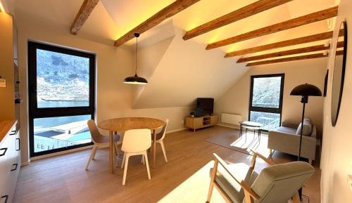 Top Floor Apartment