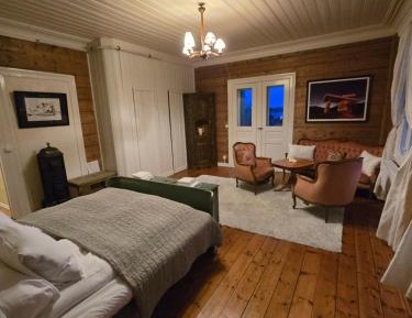 Suite with Balcony