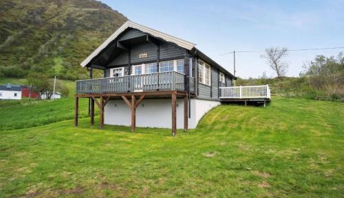 Three-Bedroom Vacation Home 