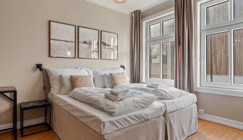 Standard Twin Room with Shared Bathroom