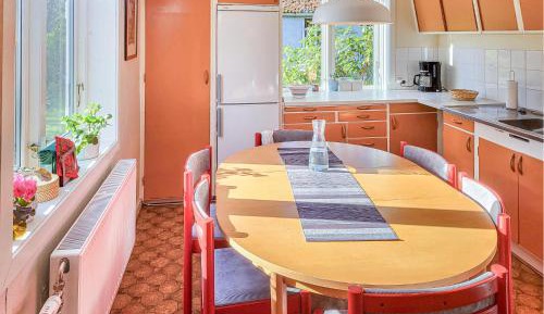 Three-Bedroom Vacation Home 