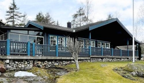 Two-Bedroom Holiday Home