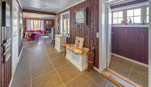 Three-Bedroom Vacation Home 