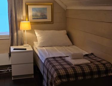 Small Single Room