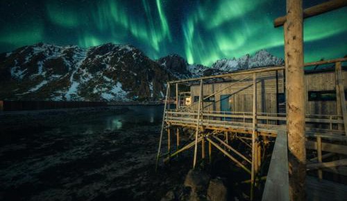 Designed Mini Cabin With Sea and Mountain View - Open Loft Studio with Steep Stairs