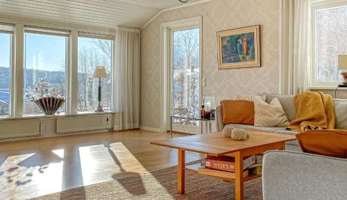 Two-Bedroom Holiday Home
