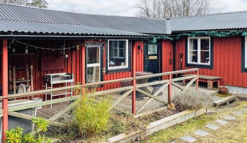Two-Bedroom Holiday Home