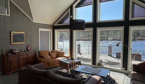 Three-Bedroom Vacation Home 