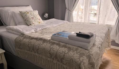 Double Room with Shared Bathroom