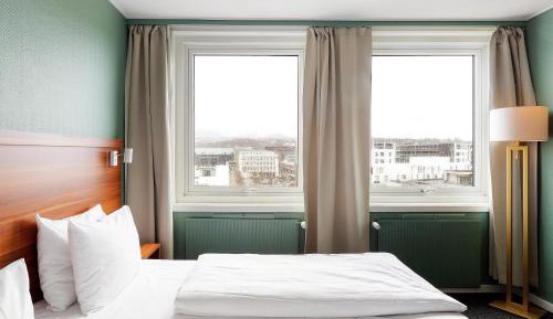 Standard Triple Room with Three Single Beds - Non-Smoking