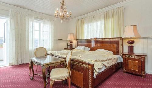 Suite with Balcony