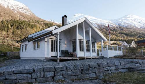 Superior Chalet