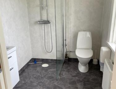 Twin Room with Private Bathroom