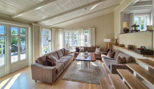 Three-Bedroom Vacation Home 