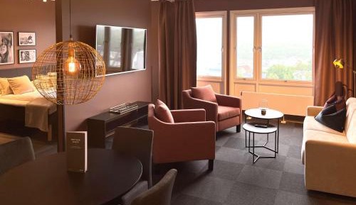 Presidential Suite