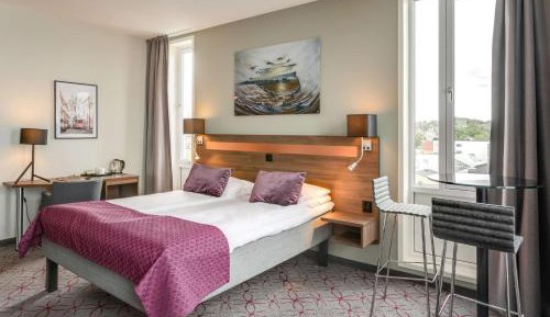 Superior Queen Room