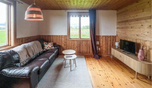 Three-Bedroom Vacation Home 