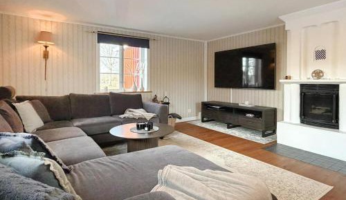Three-Bedroom Vacation Home 