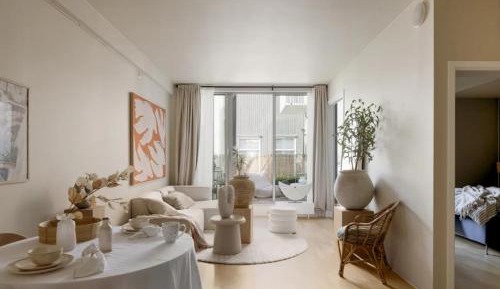 One-Bedroom Apartment