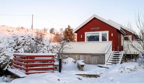 Two-Bedroom House with Sauna