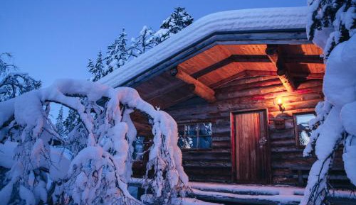 Large Chalet - 2 Adults (East Village)