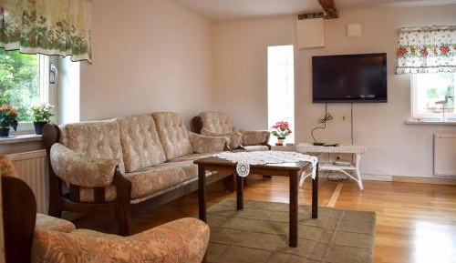 Three-Bedroom Vacation Home 