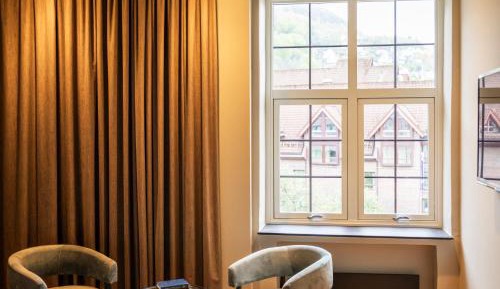 Superior Twin Room with City View