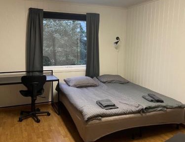 Queen Room with Shared Bathroom