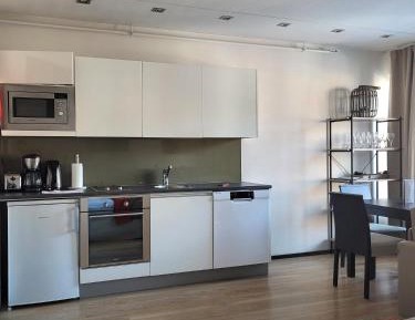 Premium Studio B22