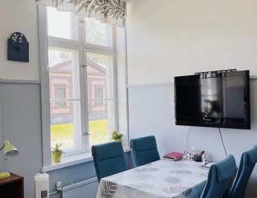 Family Room (2 Adults + 2 Children)