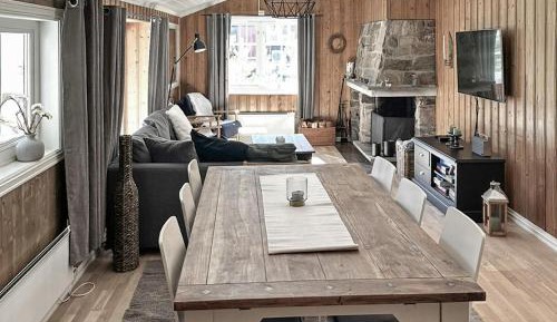 Three-Bedroom Vacation Home 