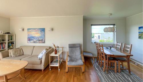 Three-Bedroom Vacation Home 