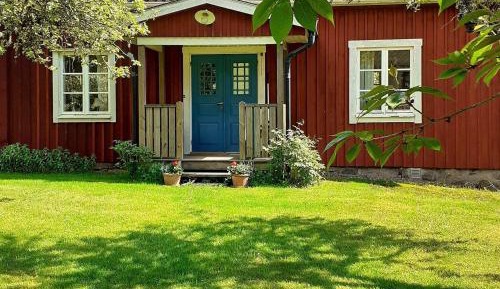 Three-Bedroom Vacation Home 