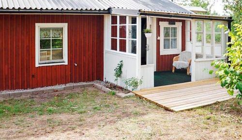 Two-Bedroom Holiday Home