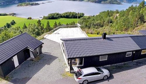 Four-Bedroom Vacation Home