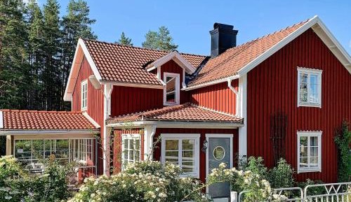 Three-Bedroom Vacation Home 
