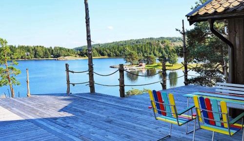 Three-Bedroom Vacation Home 