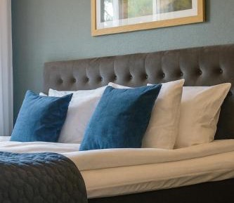 Standard Double Room with Shared Bathroom
