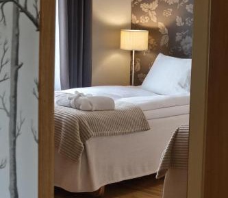 Standard Twin Room with Shared Bathroom