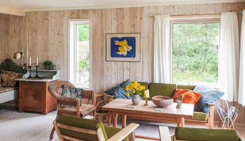 Five-Bedroom Holiday Home