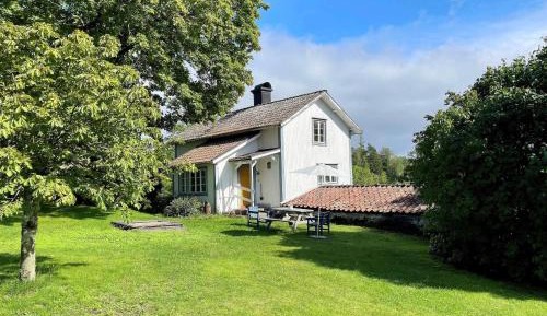 Two-Bedroom Holiday Home