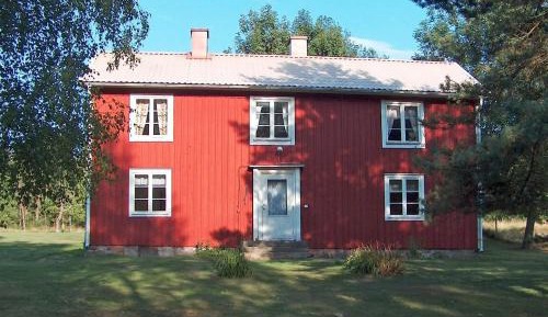 Two-Bedroom Holiday Home