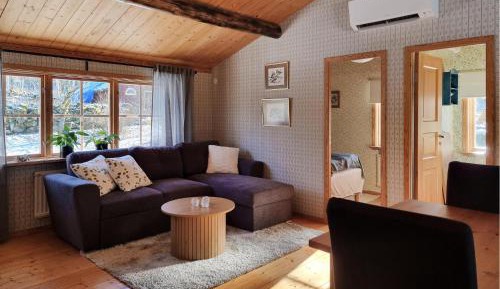 Three-Bedroom Vacation Home 